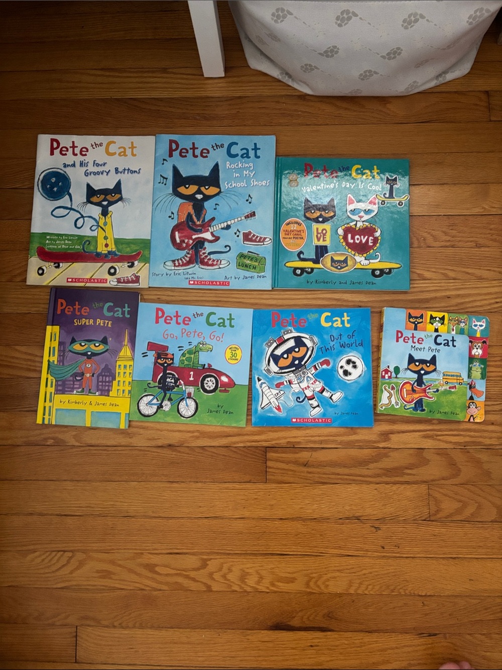 Kids Scholastic Pete the Cat Book Set